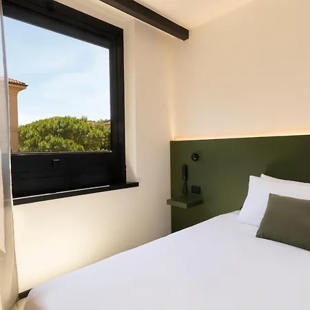 The Hotel 3*