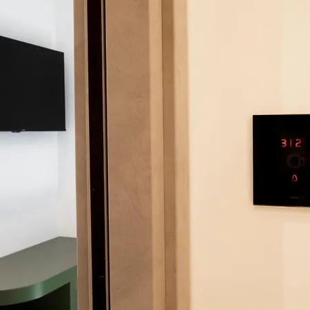 Hotel The