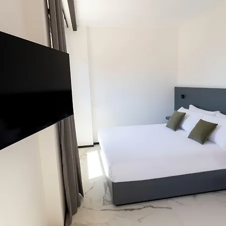 The Hotell 3*