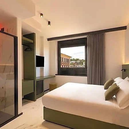Hotel The