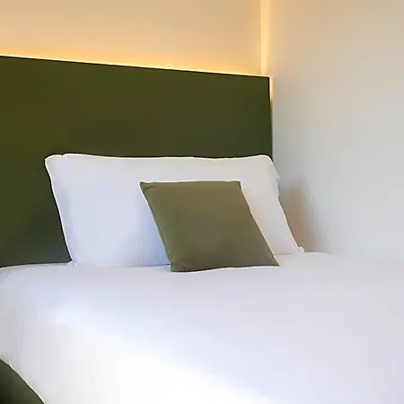 The Hotel 3*