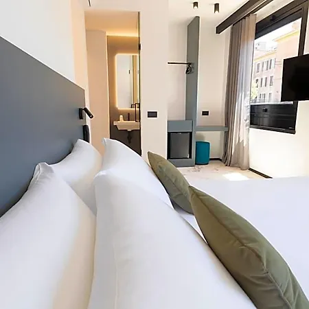 Hotel The