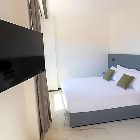 The Hotell 3*